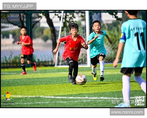 少儿足球周刊带你领略足球魅力培养孩子运动精神与团队合作意识