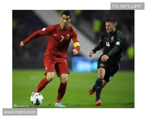 足球圣经2：探索足球的灵魂与战术智慧的终极指南